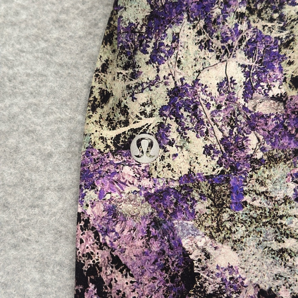 Lululemon Athletica Patterned Leggings - Picture 2 of 7